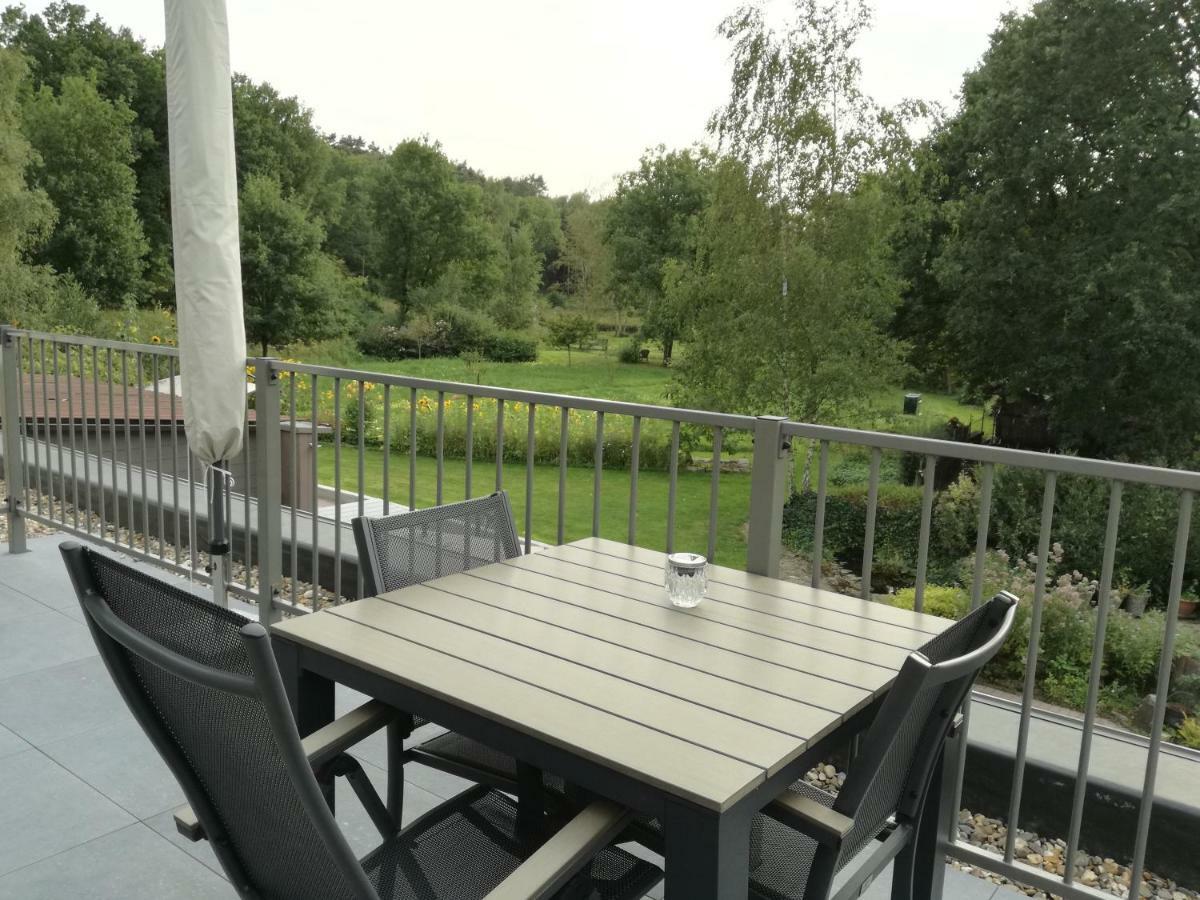 Vakantieverblijf Volmolen B&B Maaseik Esterno foto